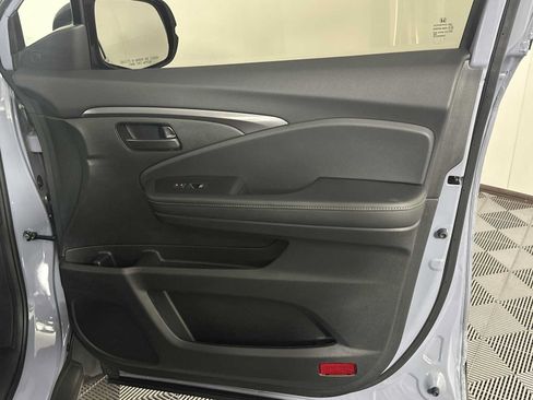 Used 2023 Honda Passport EX-L image 15