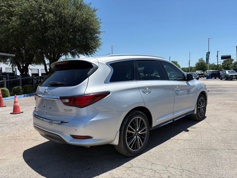Used 2018 INFINITI QX60 FWD w/ Premium Plus Package image 3