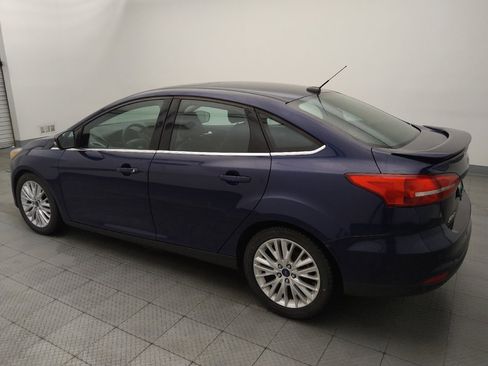 Used 2017 Ford Focus Titanium w/ Titanium Technology Package FWD image 3