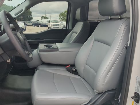 Certified 2025 Ford F150 XL RWD image 12