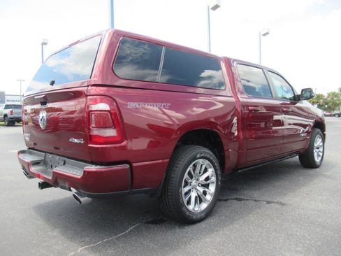 Used 2023 RAM 1500 Laramie AWD/4WD image 5