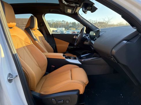 New 2026 BMW X3 xDrive30 w/ Premium Package image 16