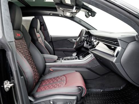 New 2026 Audi RS Q8 performance image 24