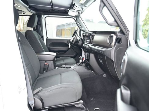 Used 2021 Jeep Wrangler Unlimited Sport image 44