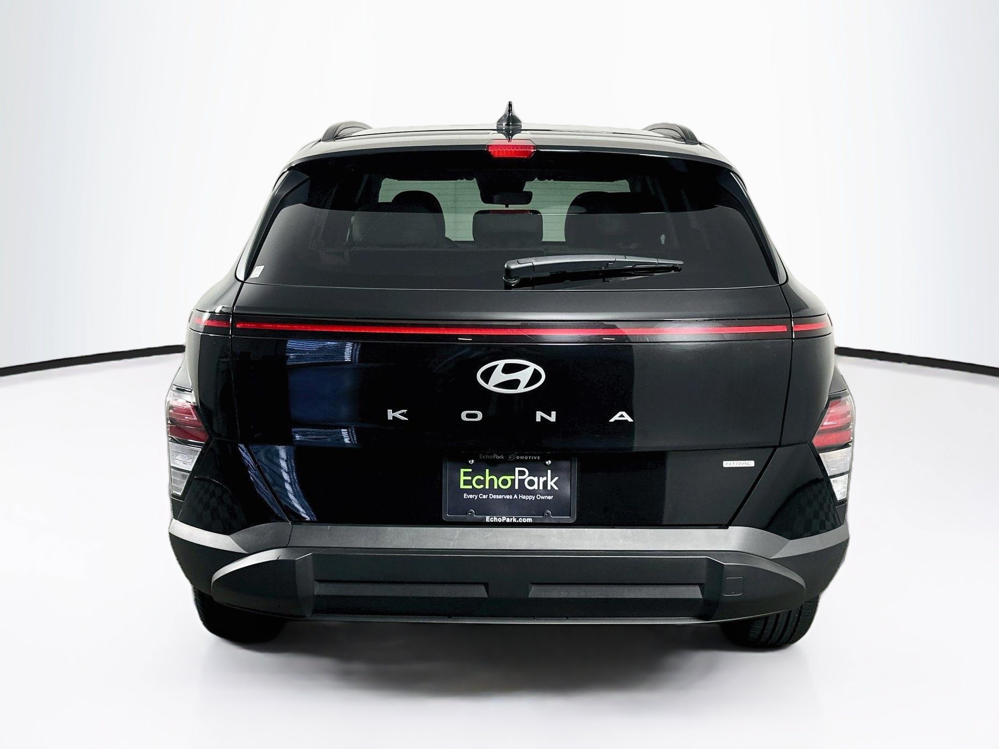 Used 2025 Hyundai Kona SEL AWD/4WD image 7