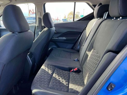 Certified 2023 Nissan Kicks SV image 12
