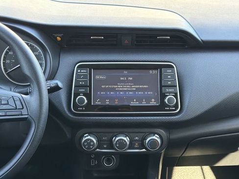 Certified 2024 Nissan Kicks S image 5