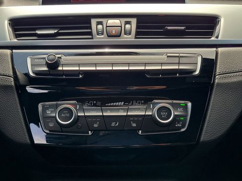 Used 2022 BMW X1 sDrive28i w/ Convenience Package FWD image 21