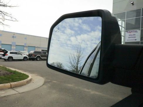 Used 2017 Ford F150 Raptor w/ Equipment Group 802A Luxury image 56