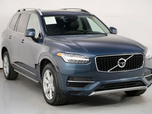 Used 2018 Volvo XC90 T8 Momentum w/ Convenience Package image 55