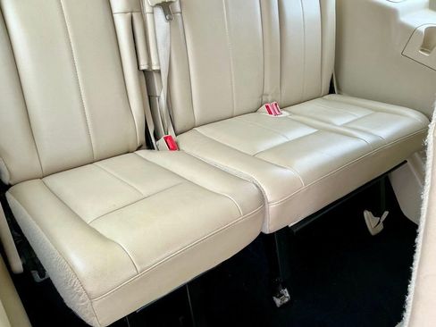 Used 2017 Ford Expedition EL XLT w/ Equipment Group 201A AWD/4WD image 28