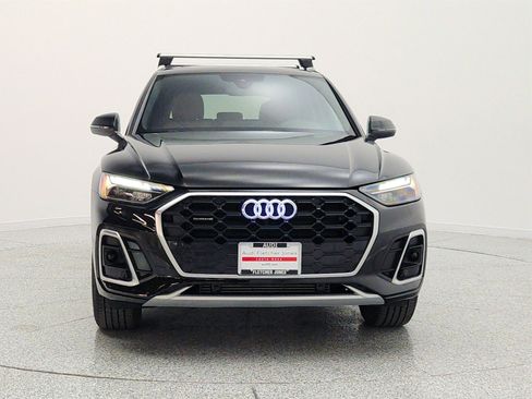 Used 2023 Audi Q5 2.0T Premium w/ Convenience Package AWD/4WD image 2