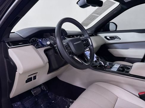 Certified 2023 Land Rover Range Rover Velar R-Dynamic S AWD/4WD image 9