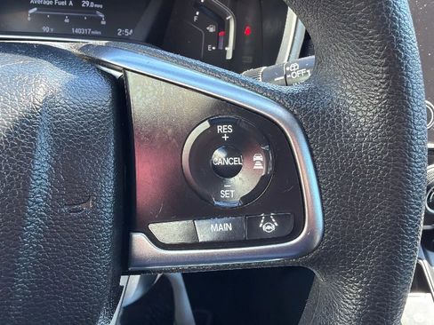 Used 2018 Honda CR-V EX image 11