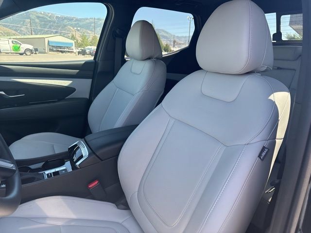 Used 2025 Hyundai Santa Cruz SEL AWD/4WD image 11