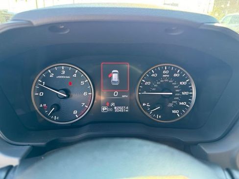 Used 2025 Subaru Crosstrek 2.5i Wilderness w/ Crosstrek Mirror Package AWD/4WD image 18