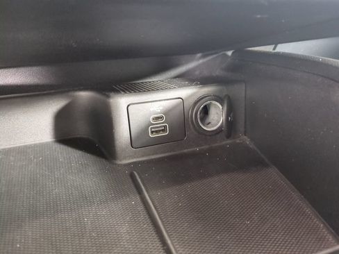 Used 2025 Ford Escape Active FWD image 25