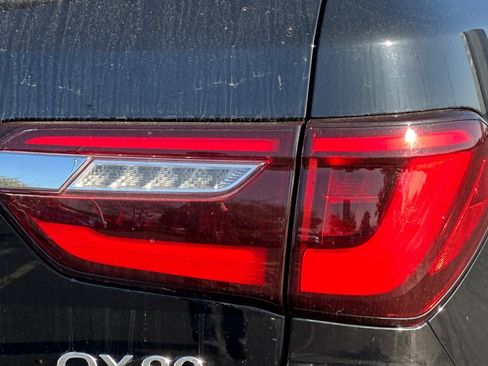 Used 2018 INFINITI QX80 2WD w/ Driver Assistance Package image 52