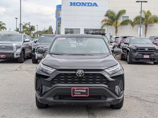 Used 2025 Toyota RAV4 LE FWD video 2