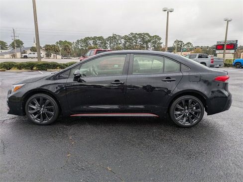 Used 2023 Toyota Corolla SE image 8