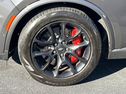 Used 2023 Dodge Durango R/T w/ Tow 'N Go Package AWD/4WD image 11