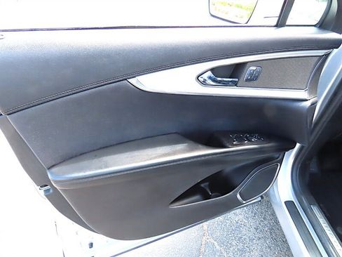 Used 2017 Lincoln MKX Premiere FWD image 27