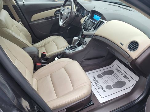 Used 2012 Chevrolet Cruze LTZ image 10