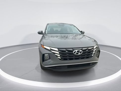 Certified 2024 Hyundai Tucson SE image 3