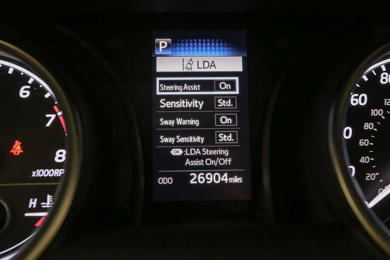 Used 2018 Toyota Camry SE FWD image 31