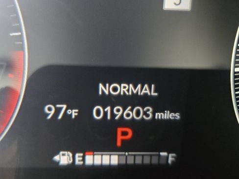 Used 2023 Honda HR-V LX image 23