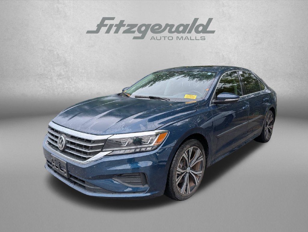Used 2021 Volkswagen Passat 2.0T SE FWD image 3