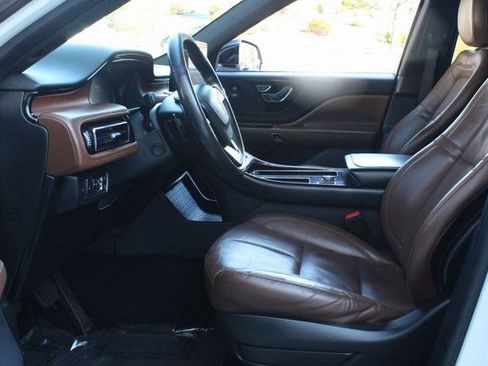 Used 2020 Lincoln Aviator Reserve w/ Equipment Group 201A image 33