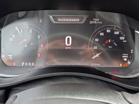 Used 2025 RAM 3500 Laramie AWD/4WD image 19