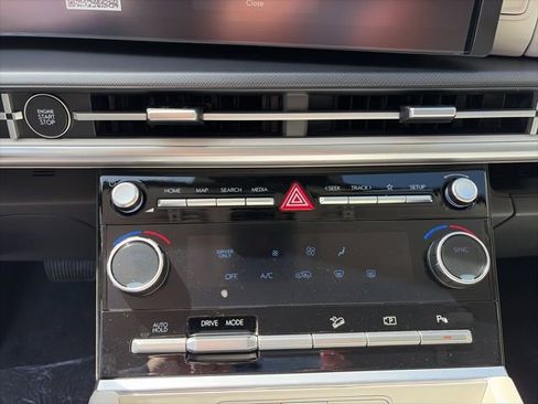 New 2026 Hyundai Santa Fe SE image 13