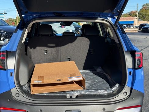 New 2026 Kia Sportage EX w/ EX Panorama Roof Package image 13