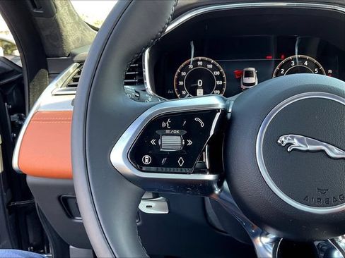 New 2026 Jaguar F-PACE R-Dynamic S AWD/4WD image 17