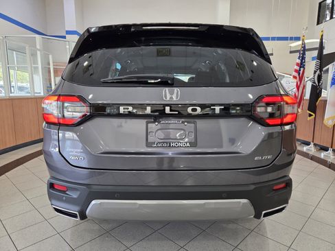 New 2026 Honda Pilot Elite image 5