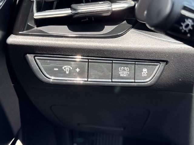 Used 2023 Kia Niro LX FWD image 43