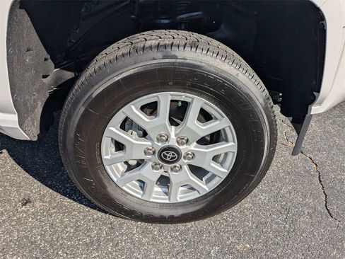 Used 2024 Toyota Tacoma SR5 image 11