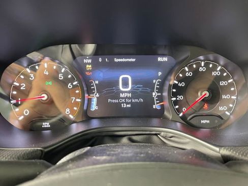 New 2025 Jeep Compass Latitude w/ Sun & Sound Group AWD/4WD image 3