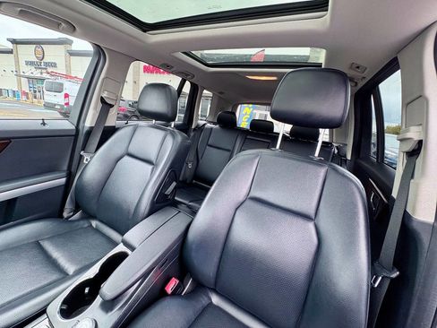 Used 2010 Mercedes-Benz GLK 350 4MATIC image 12