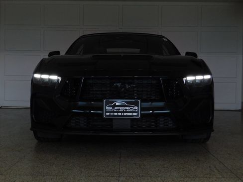 Used 2025 Ford Mustang GT Premium RWD image 21