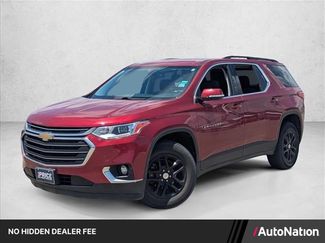 Used 2020 Chevrolet Traverse LT FWD video 1