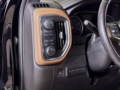 Used 2023 Chevrolet Silverado 3500 High Country w/ LPO, Hitch Package AWD/4WD image 8