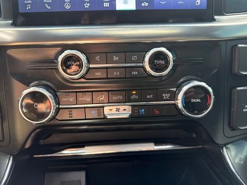Used 2023 Ford F150 Lariat AWD/4WD image 14