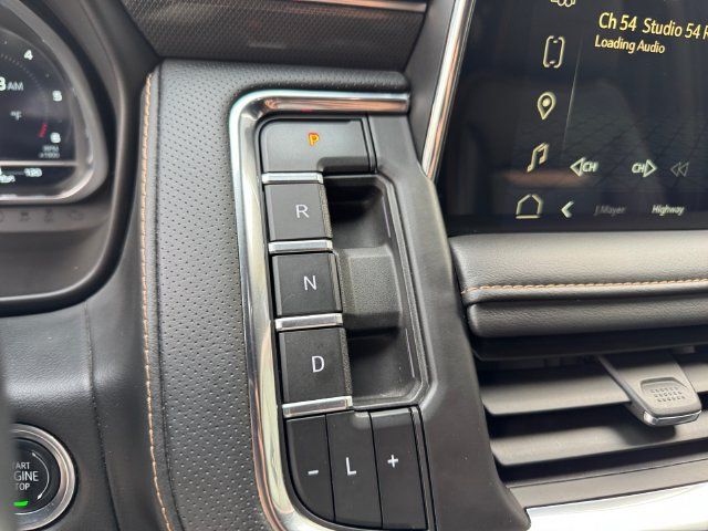 Used 2024 GMC Yukon XL AT4 w/ Max Trailering Package AWD/4WD image 18
