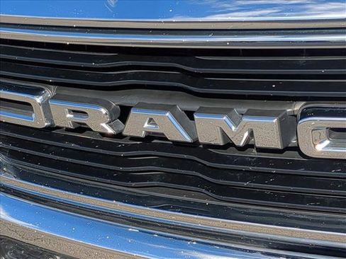 Used 2019 RAM 1500 Big Horn image 30