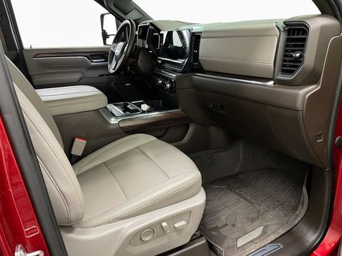 Used 2024 GMC Sierra 2500 SLT w/ SLT Premium Package image 42