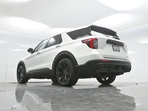 Used 2022 Ford Explorer ST w/ ST Street Pack image 56