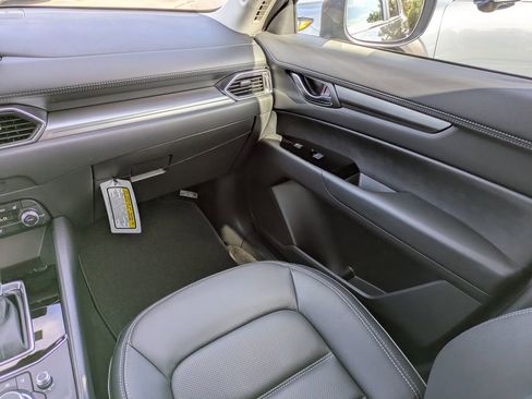 New 2025 MAZDA CX-5 AWD 2.5 S w/ Preferred Package image 19